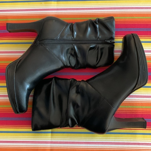 Super Cute Vintage Diba Black Square Toe Platform Boots Sz 8 - Picture 2 of 12